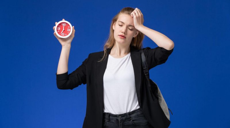 Снижать воздействие экранов вечером: почему это важно для сна и мозга