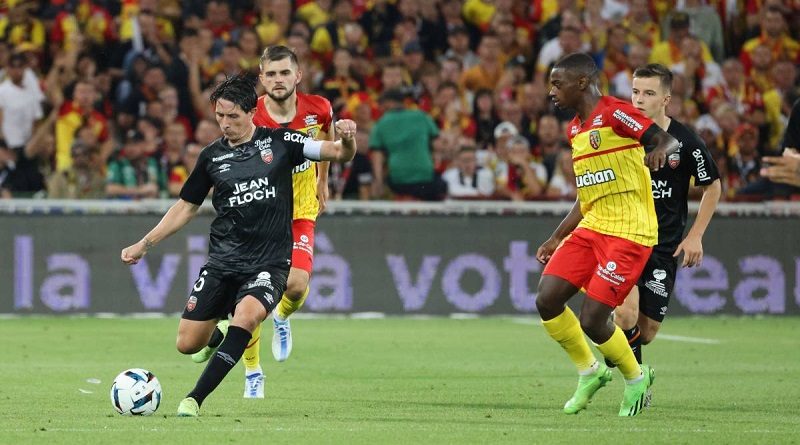 Европейский футбол. Ланс не смог обогнать ПСЖ