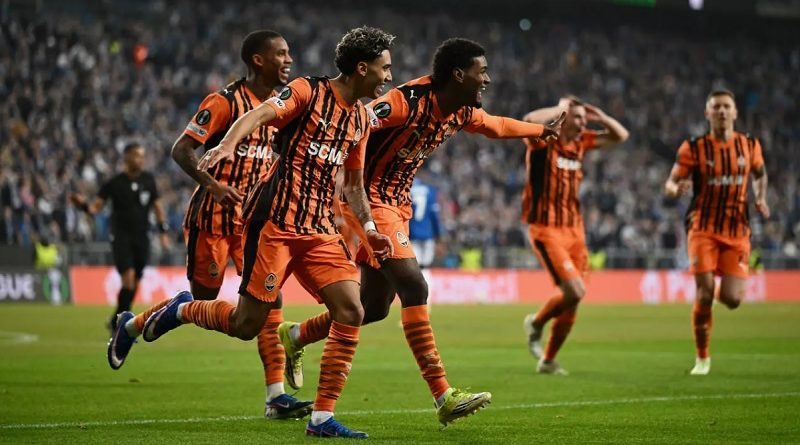 ЛЕ и ЛК 1/8 финала. Шахтер добыл уверенную победу